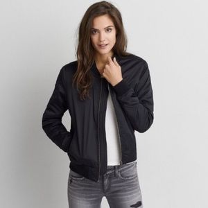 American Eagle🌹Black Bomber Jacket (size medium)